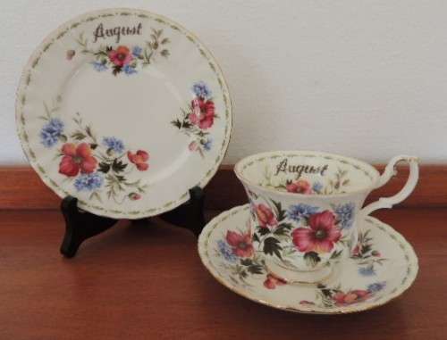 ROYAL ALBERT FLOWER OF THE MONTH SERIES TRIO - "AUGUST" POPPY