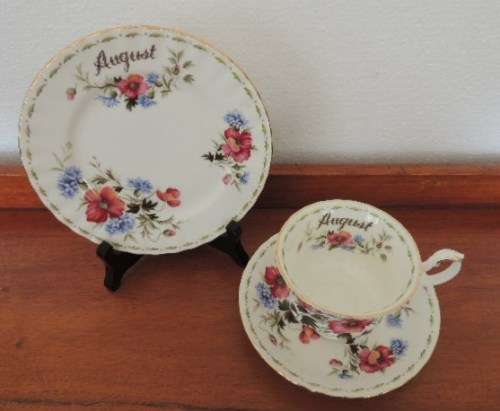 ROYAL ALBERT FLOWER OF THE MONTH SERIES TRIO - "AUGUST" POPPY