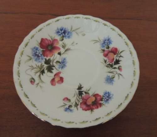 ROYAL ALBERT FLOWER OF THE MONTH SERIES TRIO - "AUGUST" POPPY