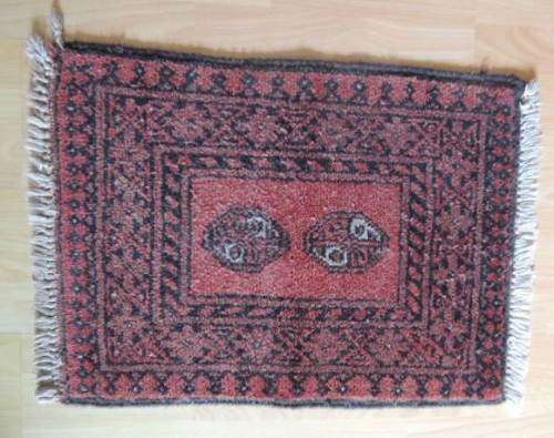SMALL PERSIAN RUG/PRAYER MAT