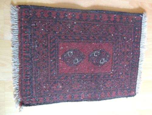 SMALL PERSIAN RUG/PRAYER MAT