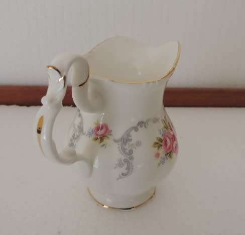 ROYAL ALBERT MILK JUG & SUGAR BOWL - "TRANQUILLITY"