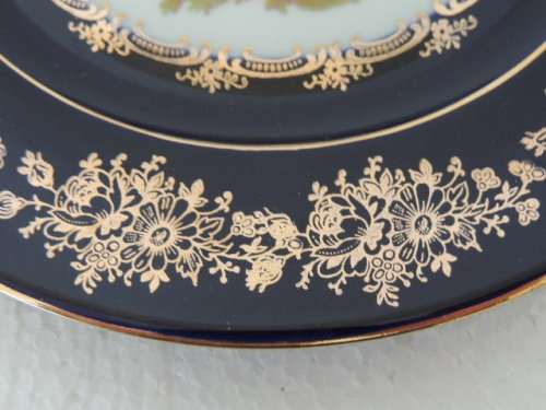 LIMOGE CASTEL COBALT BLUE 22 ct PLATE  SIGNED FRAGONARD - (19 cm)