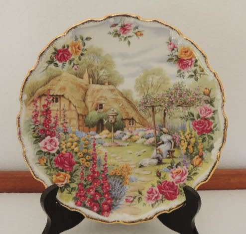 ROYAL ALBERT CABINET PLATE -"TRANQUIL GARDEN" FROM ORIGINAL ARTWORK BY F.F. ERRILL