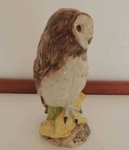 ROYAL DOULTON SEALED DECANTER  (FULL OF WHISKEY) - "BARN OWL"