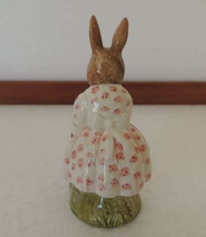 ROYAL DOULTON DOLLIE BUNNYKINS - "PLAYTIME D88"