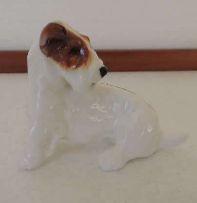 ROYAL DOULTON SEALYHAM SEATED - HN2508