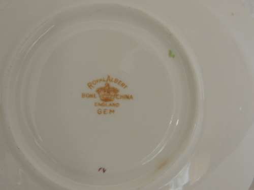 ROYAL ALBERT TEA SAUCER - "GEM"