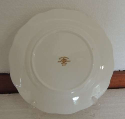 ROYAL ALBERT SIDE PLATE - "GEM"