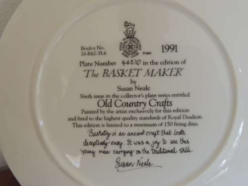 ROYAL DOULTON OLD COUNTRY CRAFTS PLATE - "THE BASKET MAKER" 1991, BOXED WITH COA