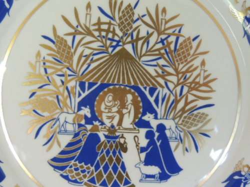 SPODE CHRISTMAS PLATE 1979 "AWAY IN A MANGER" - LIMITED PRODUCTION