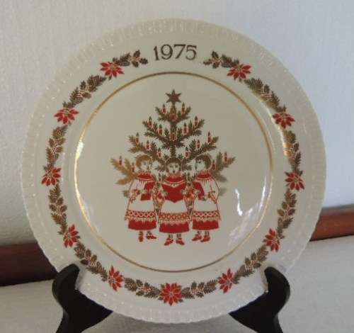 SPODE CHRISTMAS PLATE 1975 "CHRISTMAS TREE" - LIMITED PRODUCTION
