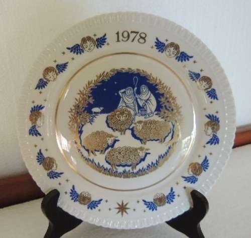SPODE CHRISTMAS PLATE 1978 "WHILE SHEPHERDS WATCHED"  - LIMITED PRODUCTION