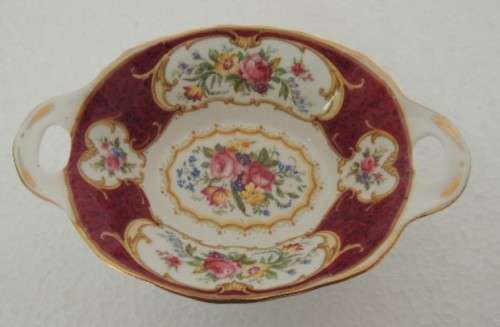 ROYAL ALBERT TRINKET DISH - "LADY HAMILTON"