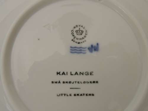 ROYAL COPENHAGEN CHRISTMAS PLATE 1965 - "LITTLE SKATERS"