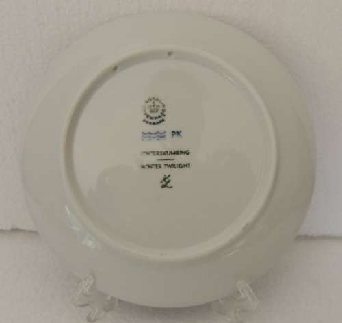 ROYAL COPENHAGEN CHRISTMAS PLATE 1974 - "WINTER TWILIGHT"