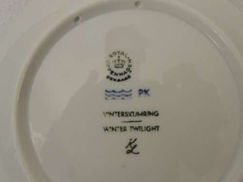 ROYAL COPENHAGEN CHRISTMAS PLATE 1974 - "WINTER TWILIGHT"