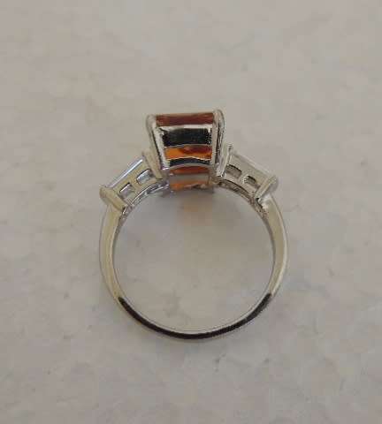 STERLING SILVER RING - AMBER WITH TWO ACCENT STONES
