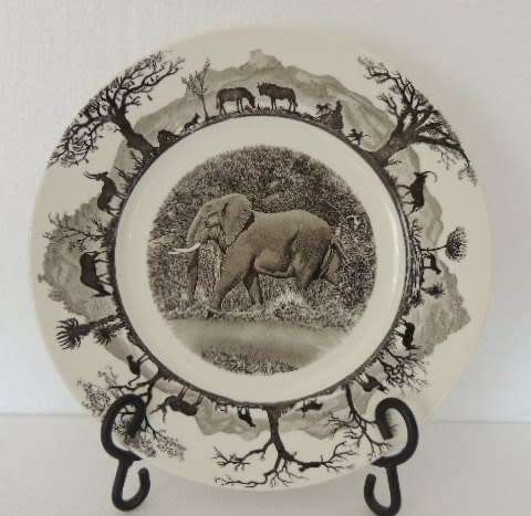 WEDGEWOOD RACK PLATE - ELEPHANT