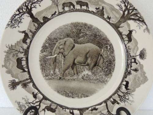 WEDGEWOOD RACK PLATE - ELEPHANT