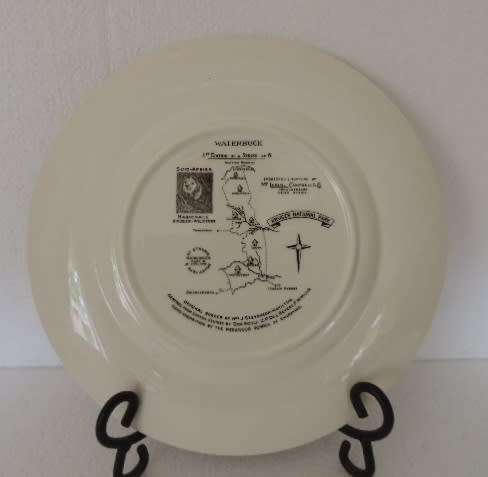 WEDGEWOOD RACK PLATE - WATERBUCK