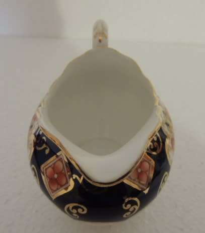 ROYAL ALBERT MILK JUG  (TEA SET SIZE) - "HEIRLOOM" PATTERN