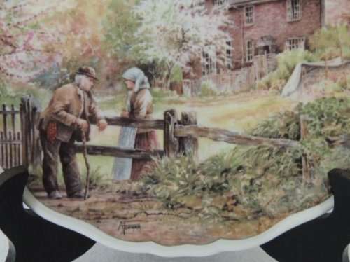 ROYAL DOULTON PLATE - VILLAGE LIFE SERIES, "ON MEMORY LANE"