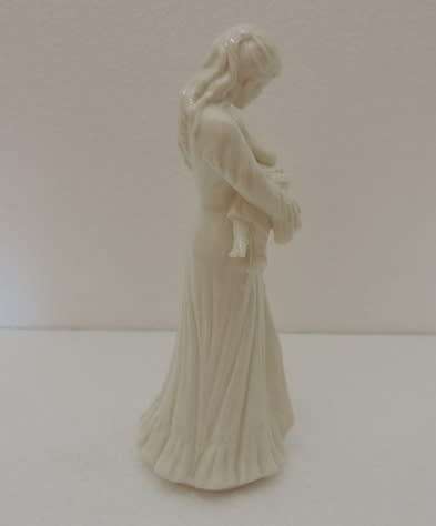 ROYAL WORCESTER FIGURINE - "SWEET DREAMS"