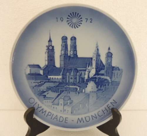 ROYAL COPENHAGEN COLLECTOR'S  PLATE 1972 - "OLYMPIADE MUNCHEN"
