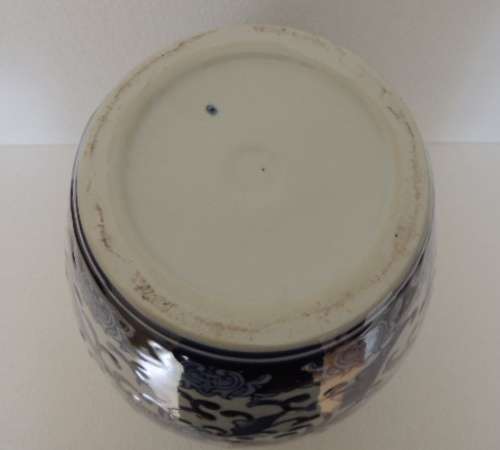 BLUE AND WHITE VASE, MING STYLE - 28.5 cm