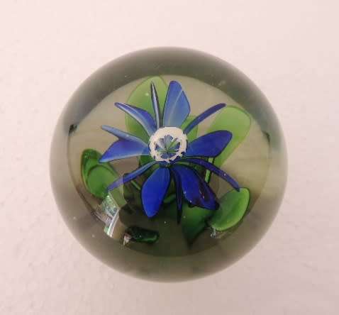 MURANO PAPERWEIGHT 500 Grams