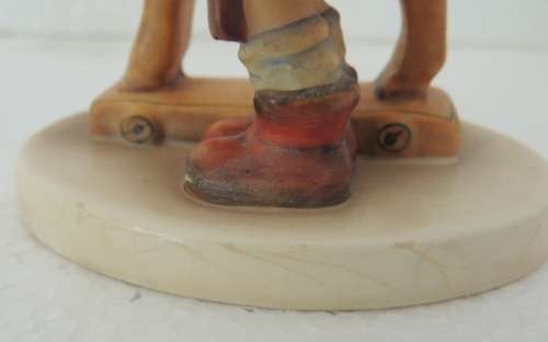 HUMMEL FIGURINE  - " PRAYER BEFORE BATTLE " # 20