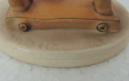 HUMMEL FIGURINE  - " PRAYER BEFORE BATTLE " # 20