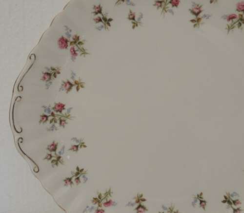 ROYAL ALBERT CAKE SERVER/PLATE - "WINSOME"