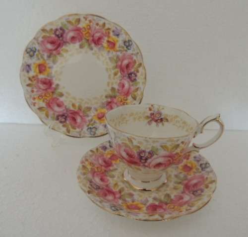 ROYAL ALBERT TEA SET - "SERENA"