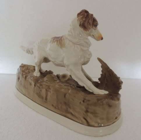 GERMAN NYMPHENBURG PORCELAIN SPANIEL HUNTING DOG - BY P.J. MENE