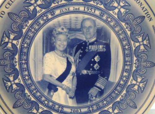 Wedgwood plate 2003 - 50th Anniversary Of The Queen`s Coronation, boxed
