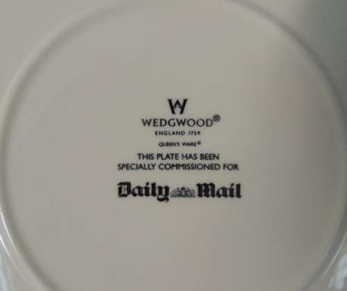 Wedgwood plate 2003 - 50th Anniversary Of The Queen`s Coronation, boxed