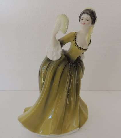 ROYAL DOULTON FIGURINE - "SIMONE" HN 2378