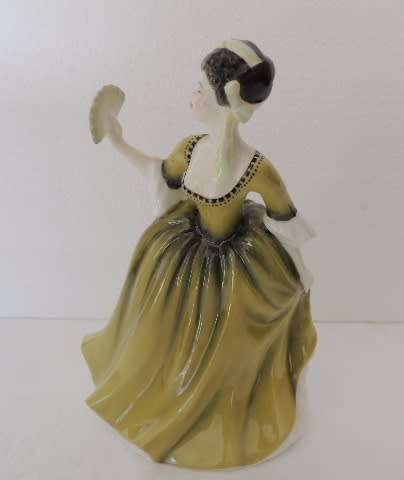 ROYAL DOULTON FIGURINE - "SIMONE" HN 2378