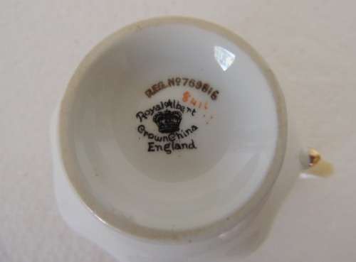 ROYAL ALBERT TRIO - UNNAMED - MAGNIFICENT