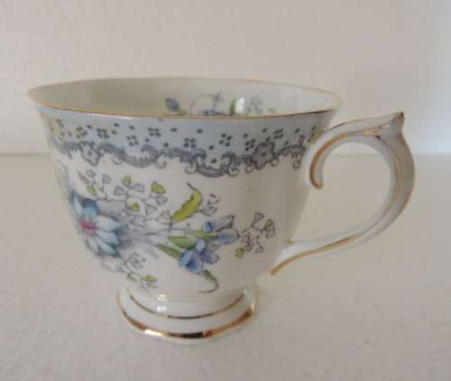 ROYAL ALBERT TRIO - "GEM" BLUE