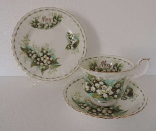 ROYAL ALBERT FLOWER OF THE MONTH TRIO MAY - "LILY OF THE VALLEY"