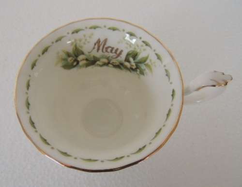 ROYAL ALBERT FLOWER OF THE MONTH TRIO MAY - "LILY OF THE VALLEY"