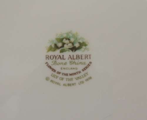 ROYAL ALBERT FLOWER OF THE MONTH TRIO MAY - "LILY OF THE VALLEY"