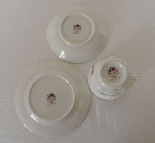 ROYAL ALBERT FLOWER OF THE MONTH TRIO AUGUST - "POPPY"