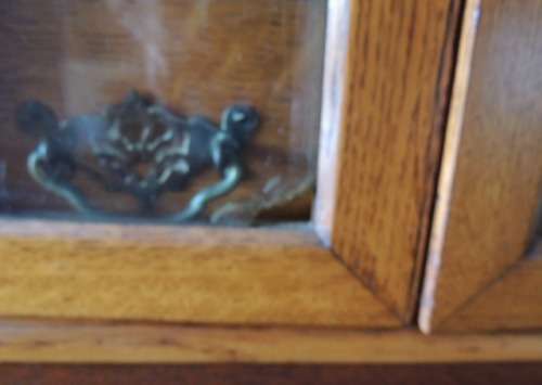 OAK HUMIDOR 1920's - PLEASE READ HIDDEN MESSAGES FOUND ON THE DRAWERS!