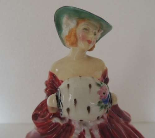 ROYAL DOULTON FIGURINE - "GENEVIEVE" HN 1962