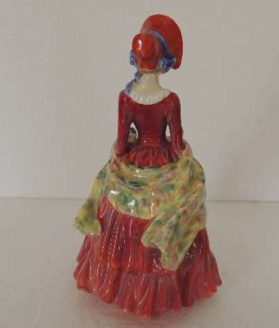 ROYAL DOULTON FIGURINE - "SABBATH MORN" HN 1982