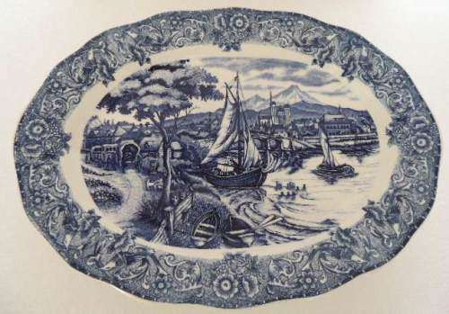 PLATTER - LARGE BLUE AND WHITE DELFT STYLE
